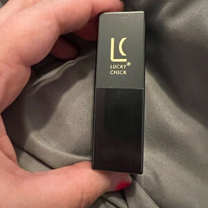 Lucky chick‎ paradise lipstick